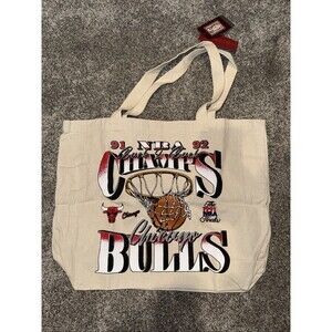 Mitchell & Ness Chicago Bulls Graphic Tote Bag 2.0